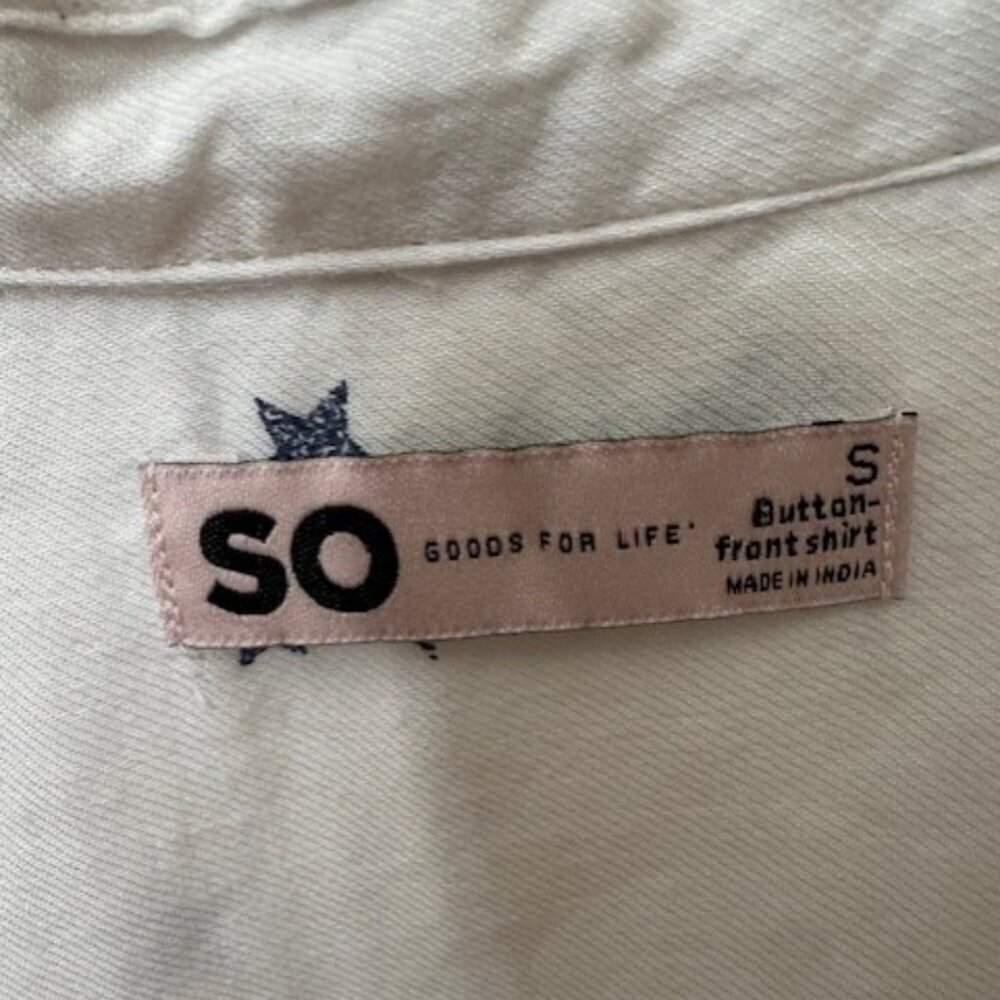 SO Women's Small Button Down Crop Blouse White Gray Stars Cotton - Picture 6 of 6